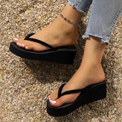 Модная женская обувь 2025 Горячая распродажа Клинья Женские шлепанцы Модные пляжные шлепанцы с бусинами Летние женские уличные шлепанцы на платформе