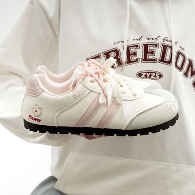 Повседневная обувь на плоской подошве в корейском стиле, модная женская обувь на все случаи жизни, повседневная обувь, нишевый дизайн, белая обувь