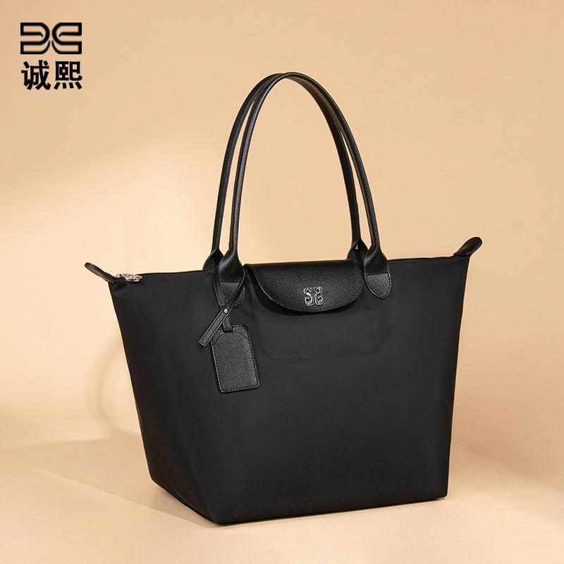 Simple portable tote women's bag waterproof nylon shoulder armpit bag commuting large capacity Longxiang dumpling bag