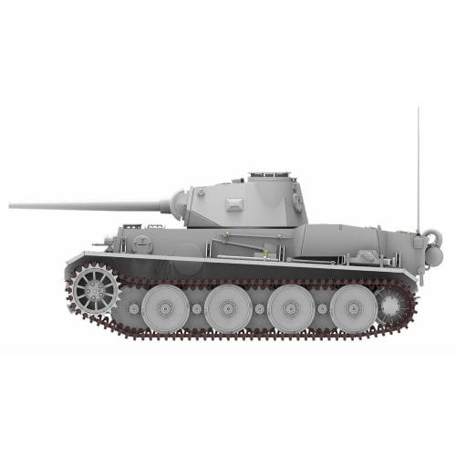 Ryefield Models 1/35 German Panzer VI Ausf. B Vk36.01 Plastic Model Kit RFM5036