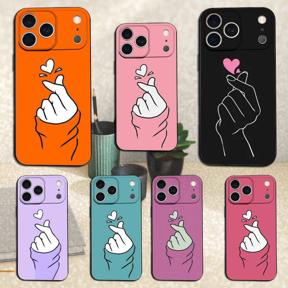 Милый Чехол Рука Сердце Для iPhone 12,14,15,16,11,17,13,X,Mini,SE,XS,Plus,Pro,Max,8,7,XR,Мягкий Силикон Черный