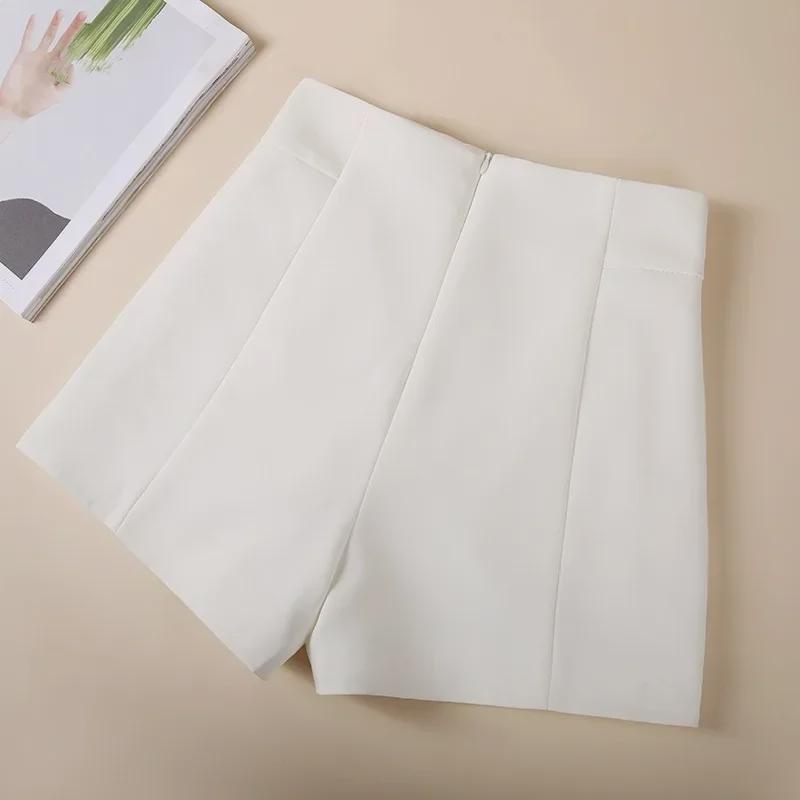 Женские облегающие шорты А-силуэта с высокой талией и широкими штанинами белого цвета - Лето 2023 Повседневная мода