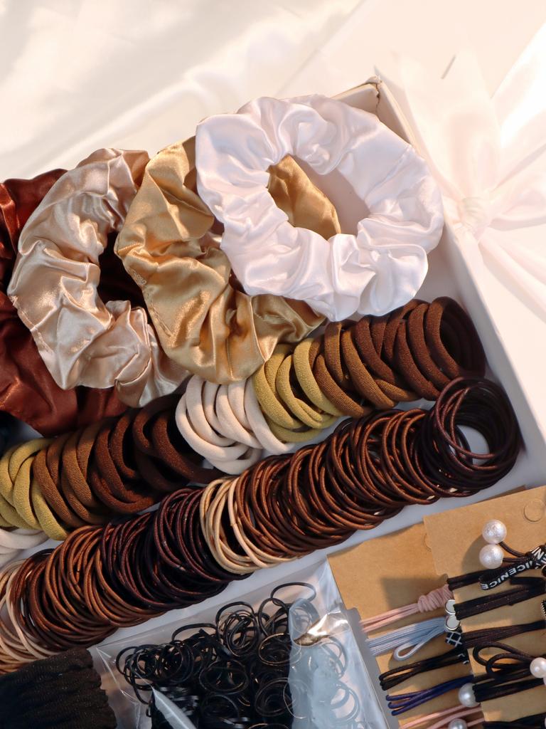 Black, Khaki, Brown, Hair Accessories Set for Women, Seamless Ponytail Holders Variety Hair Scrunchies For Women Lady 2024