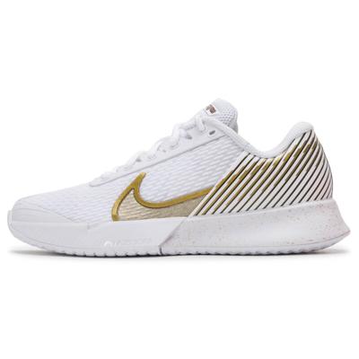 Court Air Zoom Vapor Pro 2 Wimbledon Женские кроссовки Белый металлик-золото-зернистый Гранд-фиолетовый HF3631-100