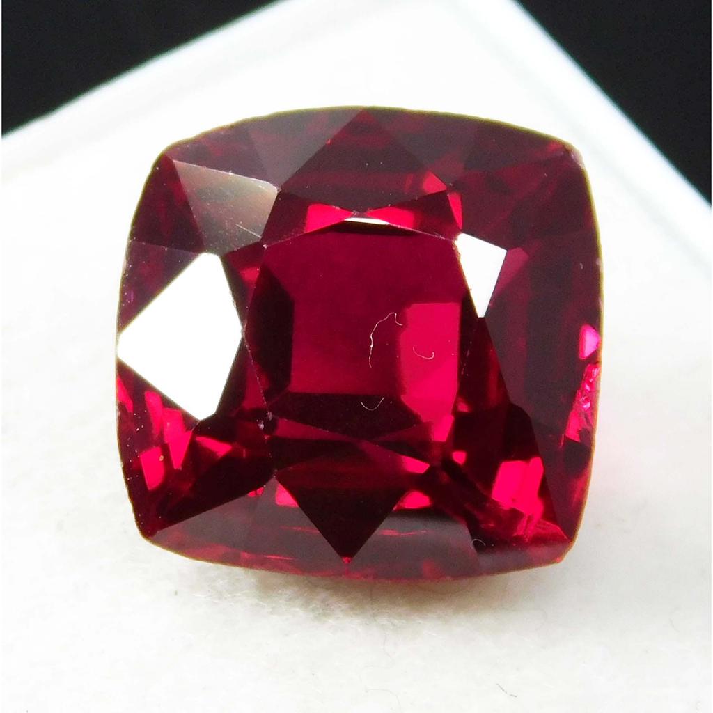 Natural Red Ruby Loose Gemstone Square Cushion Cut Pigeon 9.45 ct for Jewelry Making and Crafts