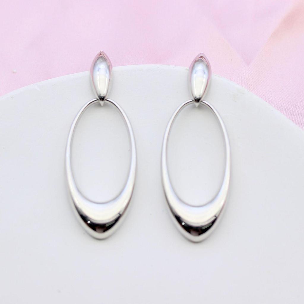 Европейская и американская мода Овальные серьги-подвески с золотым покрытием - Высокополированный трендовый дизайн