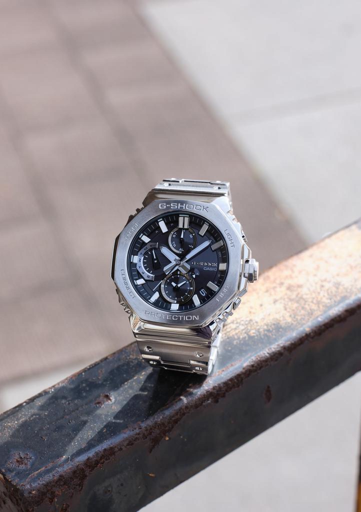 Часы полностью металлический хронограф с Bluetooth Tough Solar Silver [Casio] G-Shock [] GMC-B2100D-1AJF мужские