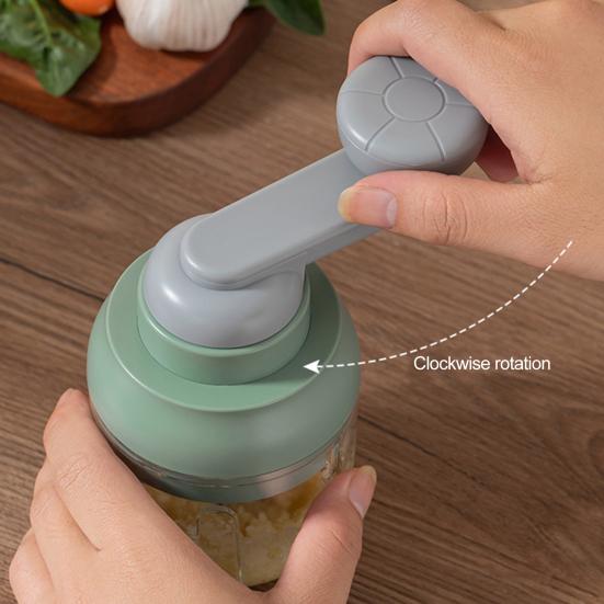 250ML Multifunctional Garlic Chopper Rust-Proof Stainless Steel Blades Easy Rotation Garlic Grinder for Chopping Ginger Potatoes Onions