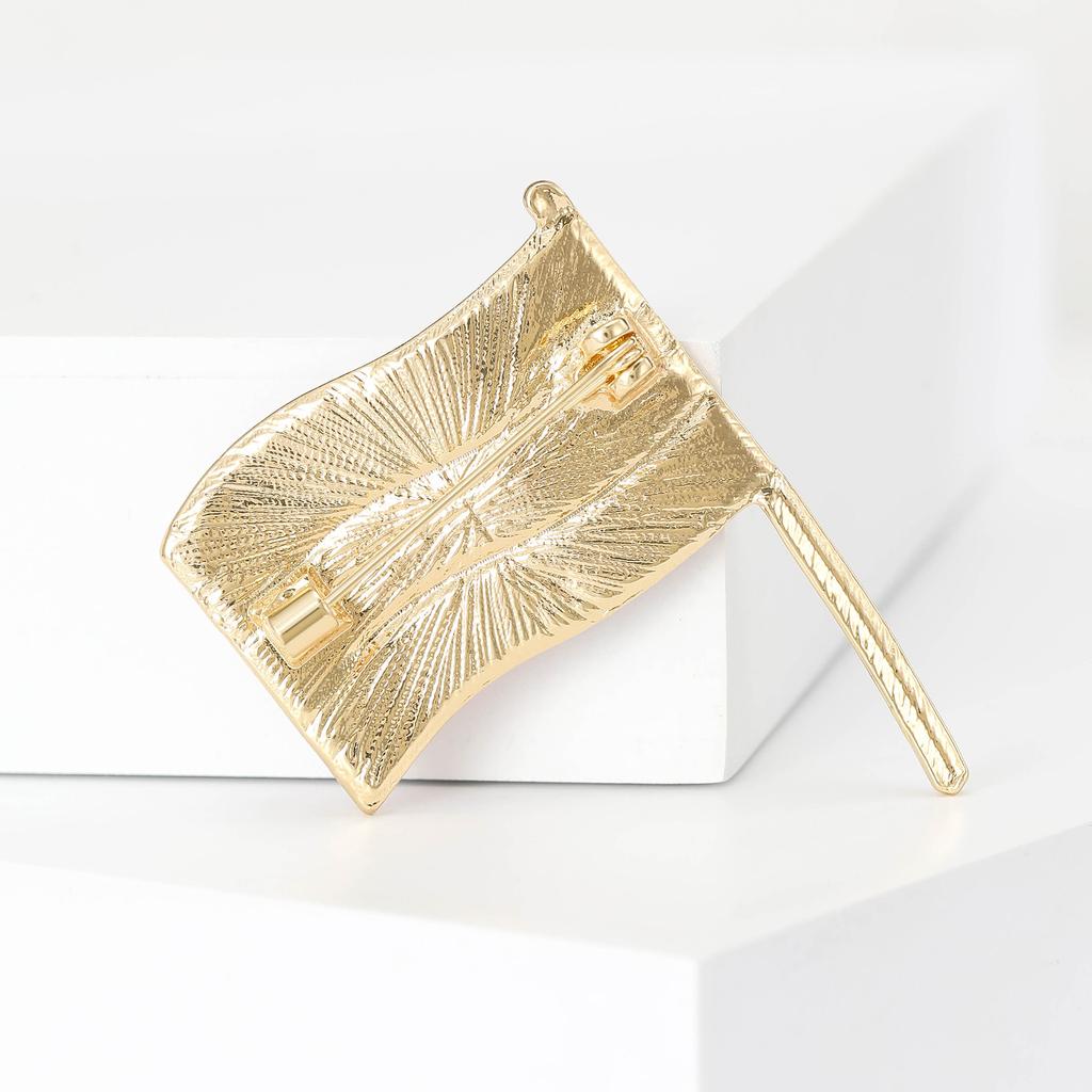 Creative Fashion Personality Brooch Personality Clothing Brooch Russian Pin Badge