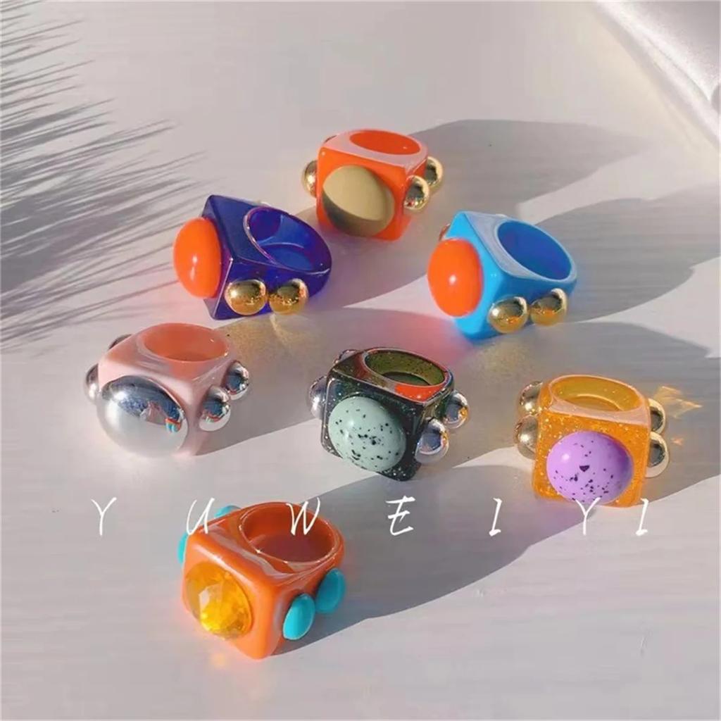Exaggerated Resin Ring For Woman Acrylic Metal Strips Are Red And Green Square Resin Color Ring Punk Jewelry Accessories Rings
