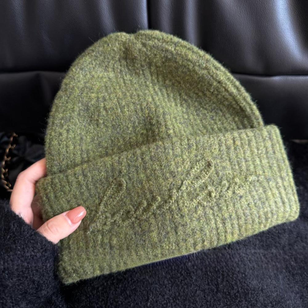 South Korea autumn and winter new solid color versatile trend letter embroidered ear protection wool hat large version showing face small knitted hat
