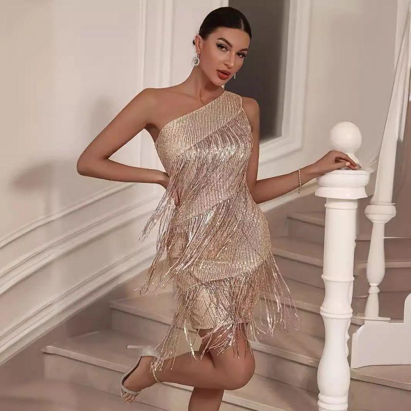 Европейская и американская сексуальная женская одежда платье с открытым плечом, бахромой и лоскутной отделкой, платье-футляр с пайетками, вечернее платье