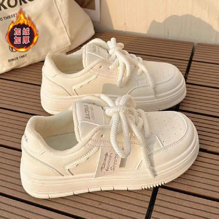 Autumn and Winter Cotton Shoes Velvet Women's Shoes Little White Shoes Women's 2025 New Platform Shoes Ins Trendy Versatile Niche Board Shoes