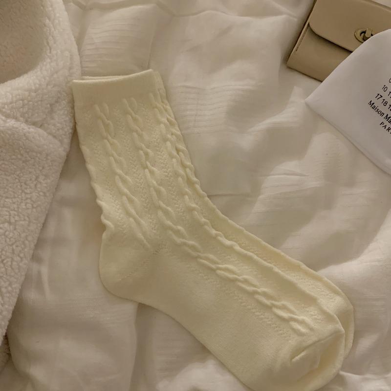 Autumn and Winter Girl Mid-calf Wool Socks, Thickened Wool Socks, Linen Pattern Mid-calf Socks for Girls, Pile Socks for Girls