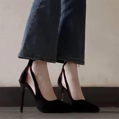 Секс высокие каблуки кровать пушка обувь флирт покрой мужчины сексуальные сандалии королевская сестра ветер ремешок тонкий каблук фетиш ноги острый носок одиночные туфли