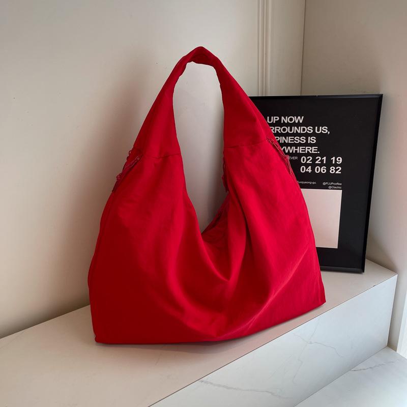 Nylon High Capacity Casual Shoulder Bags Commuting Interior Compartment Women's Bags On Sale Fashion Solid Color Handbags