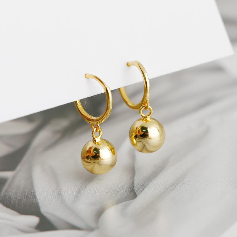 ANENJERY Серьги-кольца с металлическим шариком и подвеской для женщин, персональные простые корейские нишевые универсальные ювелирные изделия
