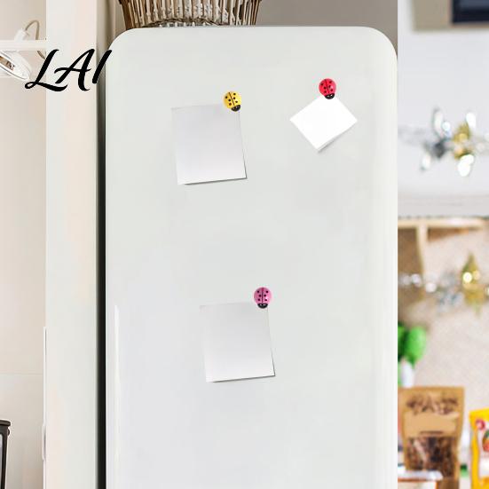 Refrigerator Magnets Decoration 4Pcs 3D Ladybug Magnet Mini Ladybird Resin Fridge Magnet Decorative Memo Note Holder for Kitchen Office Whiteboard