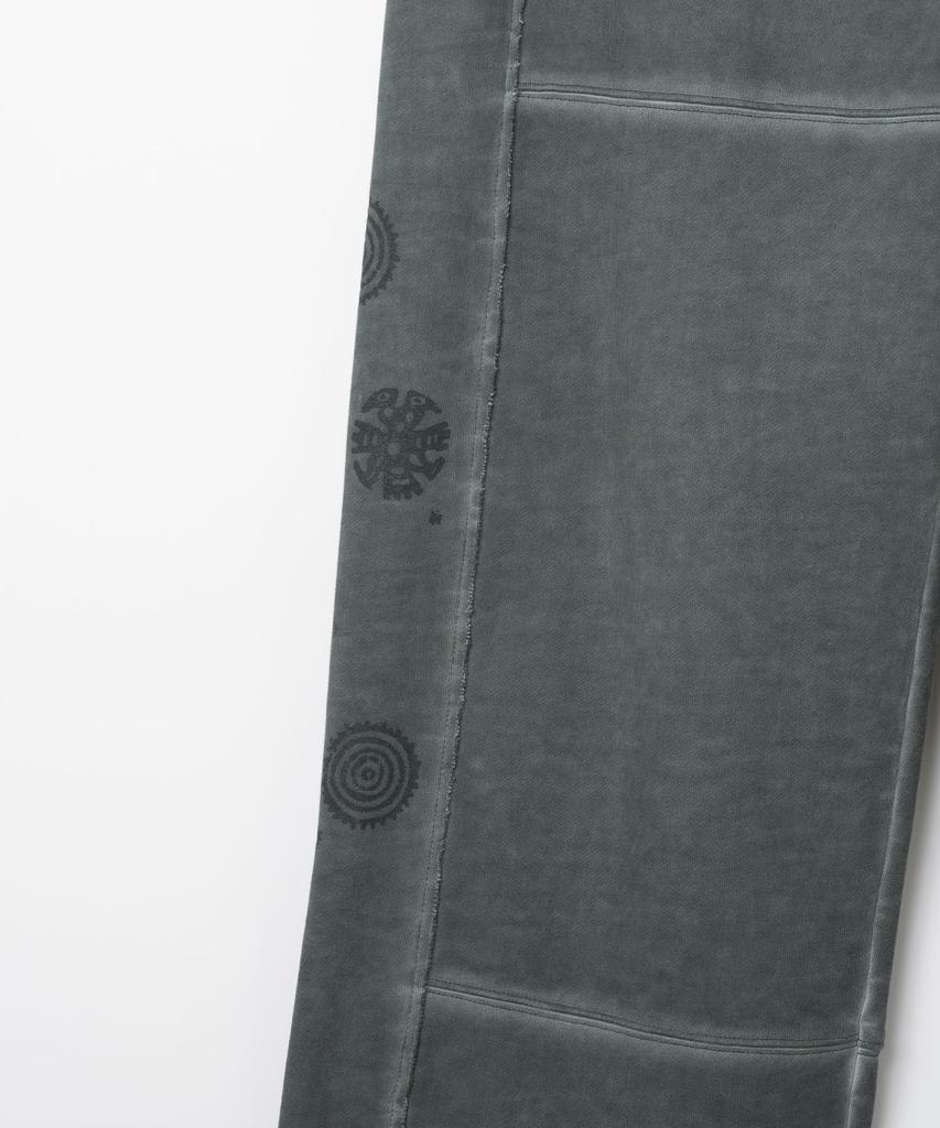 MILLO ARCHIVE Расклешенные брюки Easy Washed [Выцветший зеленый]