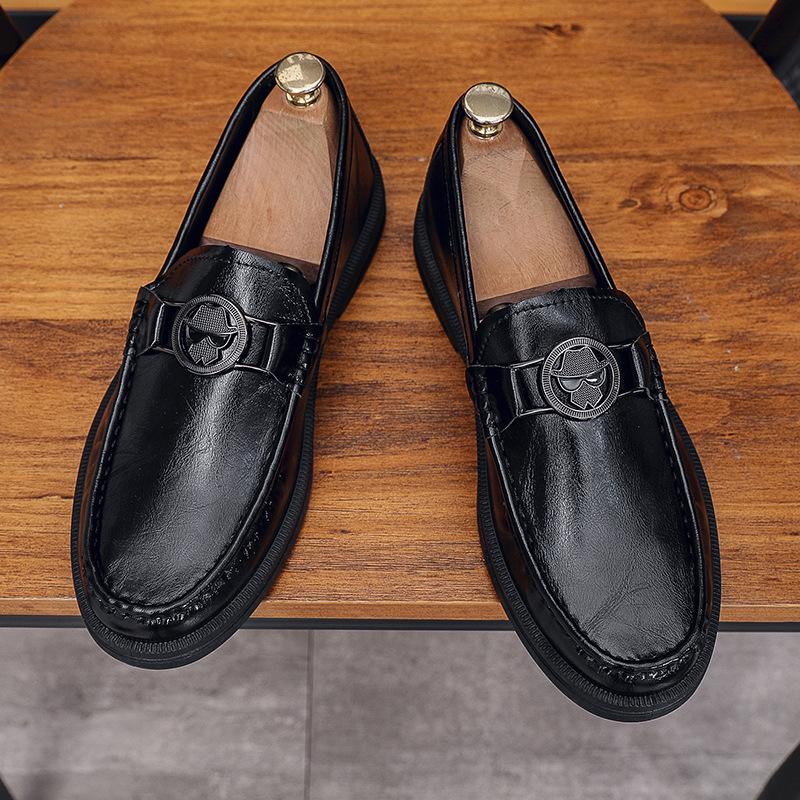 Мужская повседневная кожаная обувь весна новая мягкая подошва ленивая обувь мужская обувь на один педаль мужская обувь 2024 новая нескользящая и износостойкая