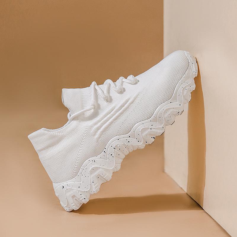 Новая женская спортивная обувь из летучего трикотажа весна-лето мягкая подошва повседневная материнская сетчатая обувь низкий верх беговые студенческие туфли тренд