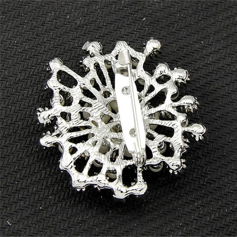 Pearl   Vintage Flower Brooch Pin Brooches For Women Gift