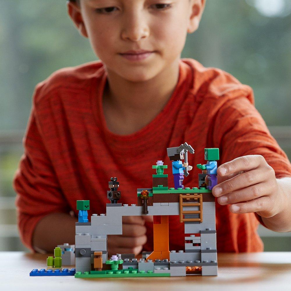 LEGO Minecraft Пещера Зомби 21141 Строительный набор (241 шт.) [Параллельный импорт]