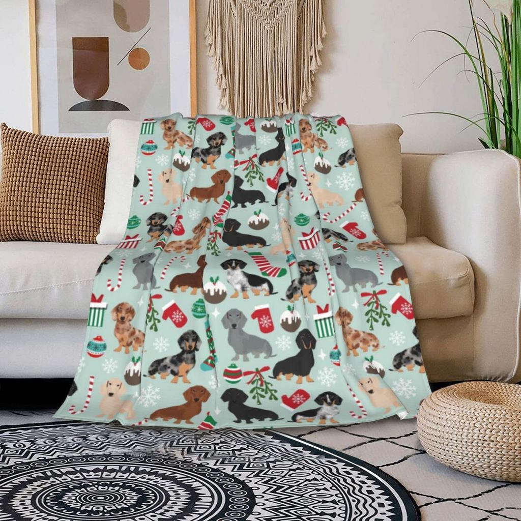 VIKAMA Cute Dachshund Blanket, Soft And Skin-Friendly Flannel Cartoon Printed Blanket, Sofa, Bedroom, Dormitory, Nap Blanket