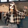 Женская куртка в клетку в стиле ретро на раннюю весну 2024 года