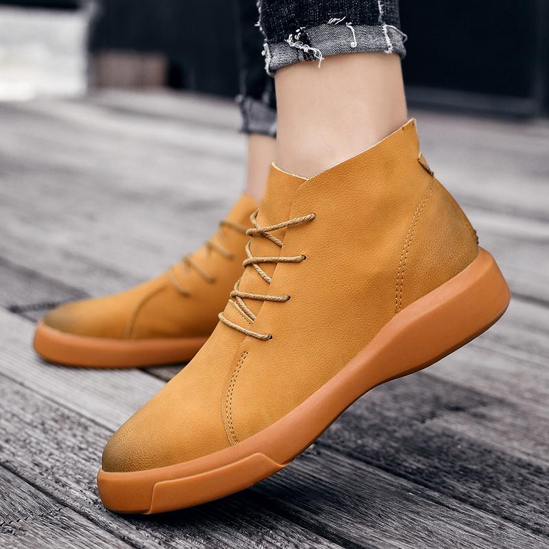 Fashion Korean Luxury Genuine Leather Lace Up Mid Top Boots Men Chelsea Boots Motorcycle Outdoor Cow Sole Shoes British Work Shoes Male