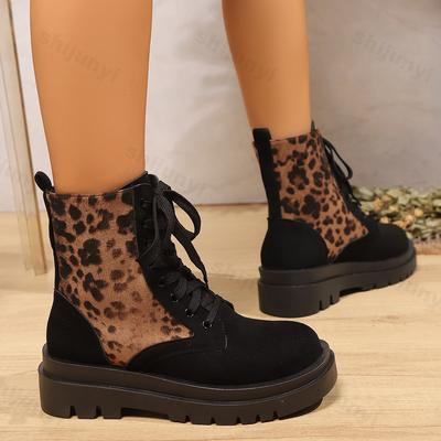 2024 Новые женские ботильоны большого размера, модные леопардовые современные ботинки, женская обувь, дизайнерские короткие ботинки на танкетке со шнуровкой спереди