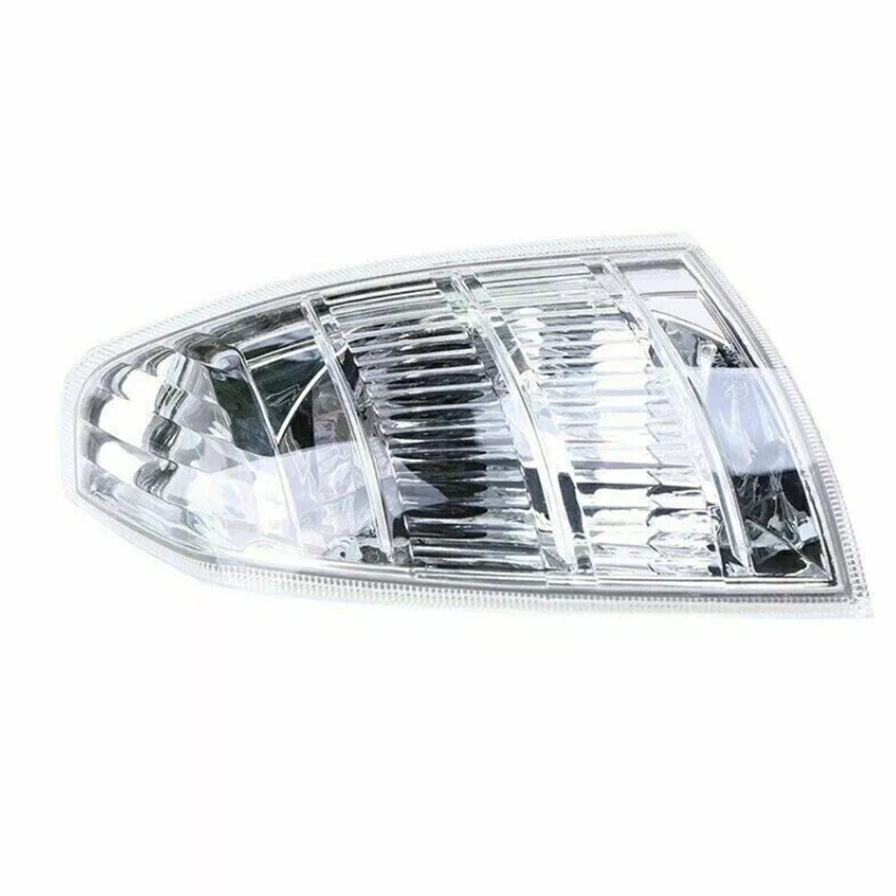 Левый угловой фонарь указателя поворота для Nissan X-Trail T30 Серия 1 2001-2003