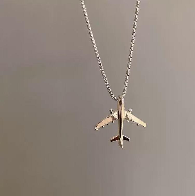 Men's Trendy Letter Necklace: Versatile Light Luxury Cuban Chain Choker