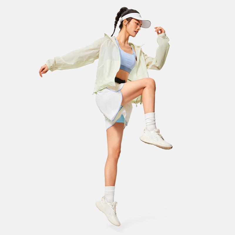 Li Ning УФ-защита Водонепроницаемая дышащая куртка «два в одном» с капюшоном Женская куртка Серебристо-Березово-Серая AFDU460-2