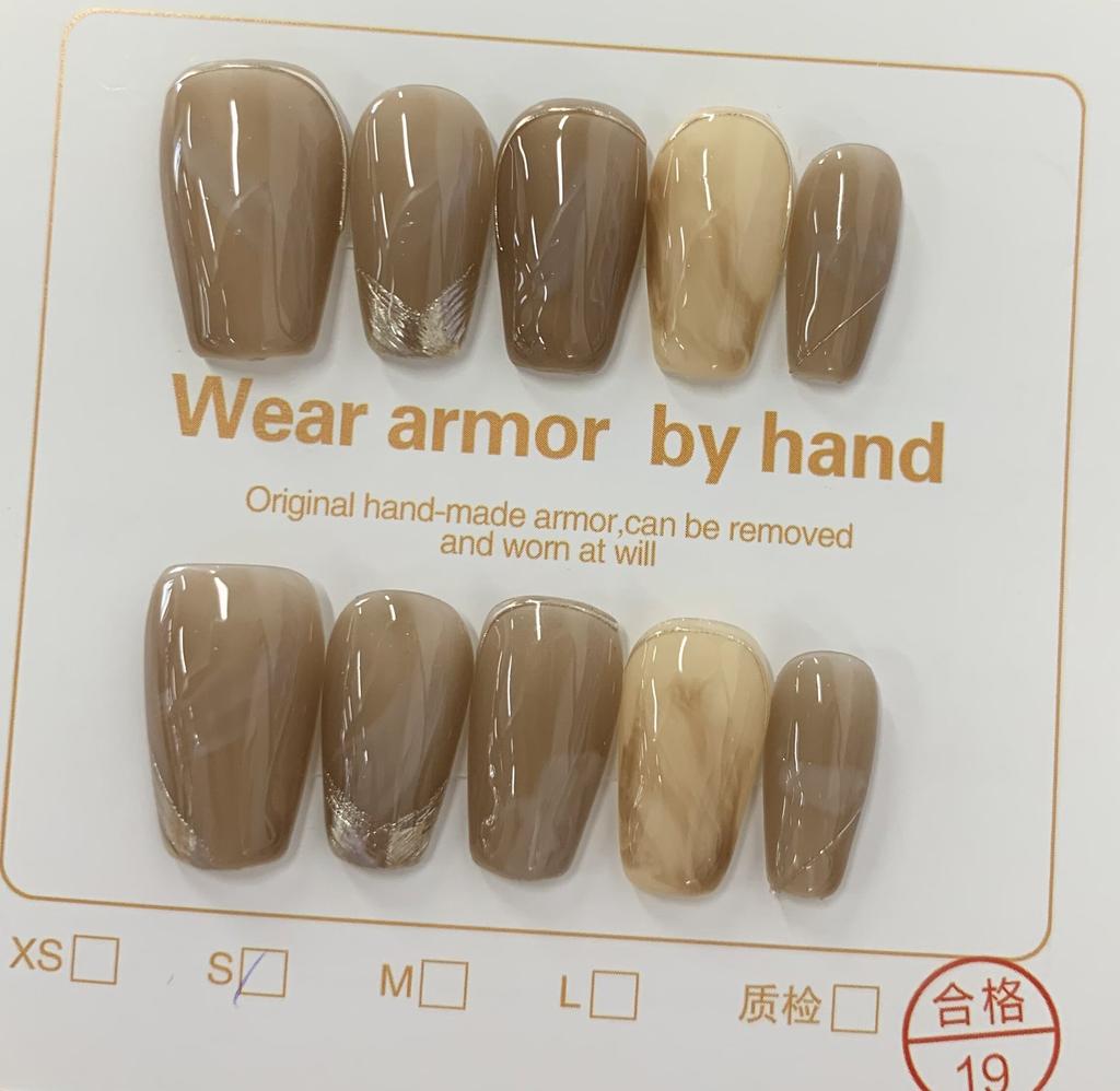 Нажмите на кончики ногтей Гель Полное покрытие 100 дизайнов Накладные ногти ручной работы Высококачественные носимые искусственные ногти Многоразовые размеры от XS до L бесплатно 5 шт. инструментов