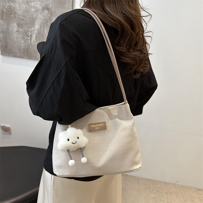 New Summer Fashion Casual Shoulder Bag Popular Trendy Commuting Bag Simple Casual Large Capacity Tote Bag