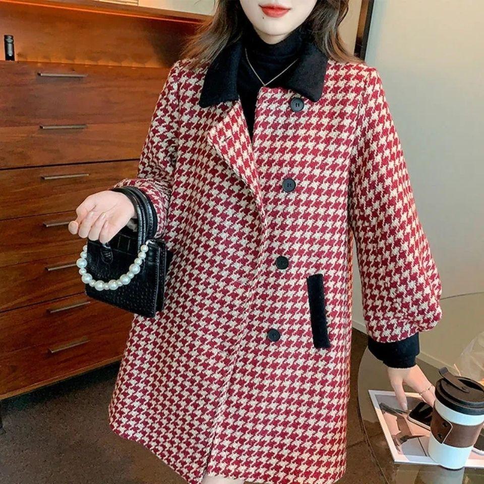 Elegant and Warm Woolen Coat for Women with Belt Design