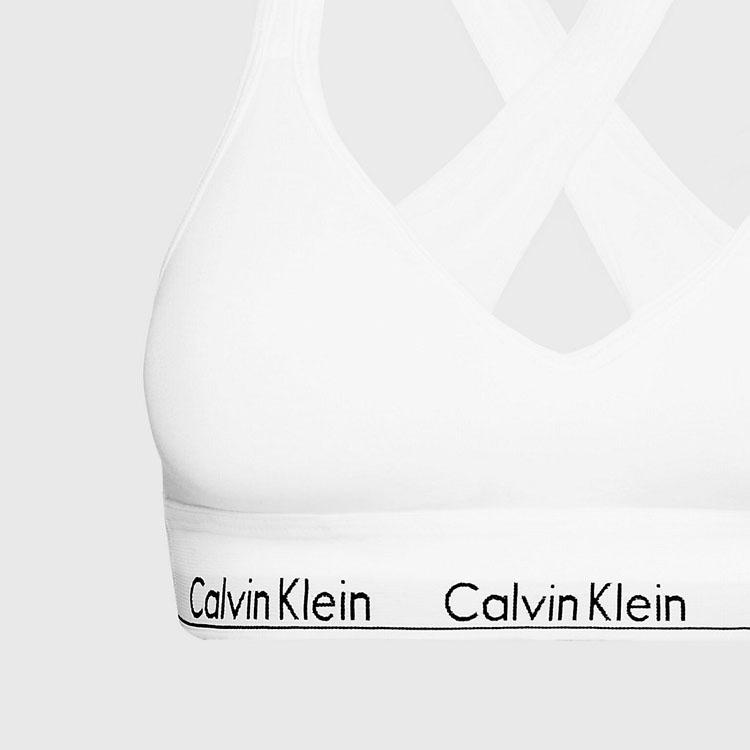 Calvin Klein Однотонный пуловер с V-образным вырезом, облегающий крой, женское нижнее белье QF1654E100