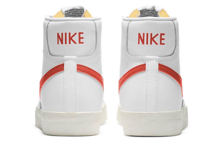 Nike Блейзер Мид 77 Винтаж Белый Мантра Оранжевый BQ6806-110