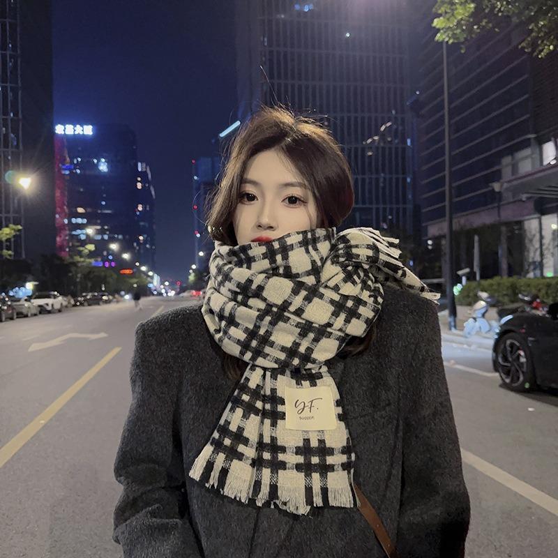 Simple and Versatile Tic-tac-toe Grid To Keep Warm, Thickened Imitation Cashmere Scarf, Scarf Neck, Male and Female Student Tide