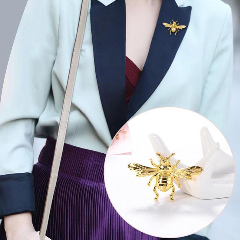 Retro Bee Brooch Pins For Women Clothes Collar Coat Party Jewelry Accessory