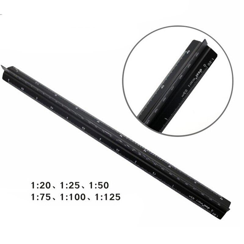 Метрическая треугольная линейка для рисования. 30 см