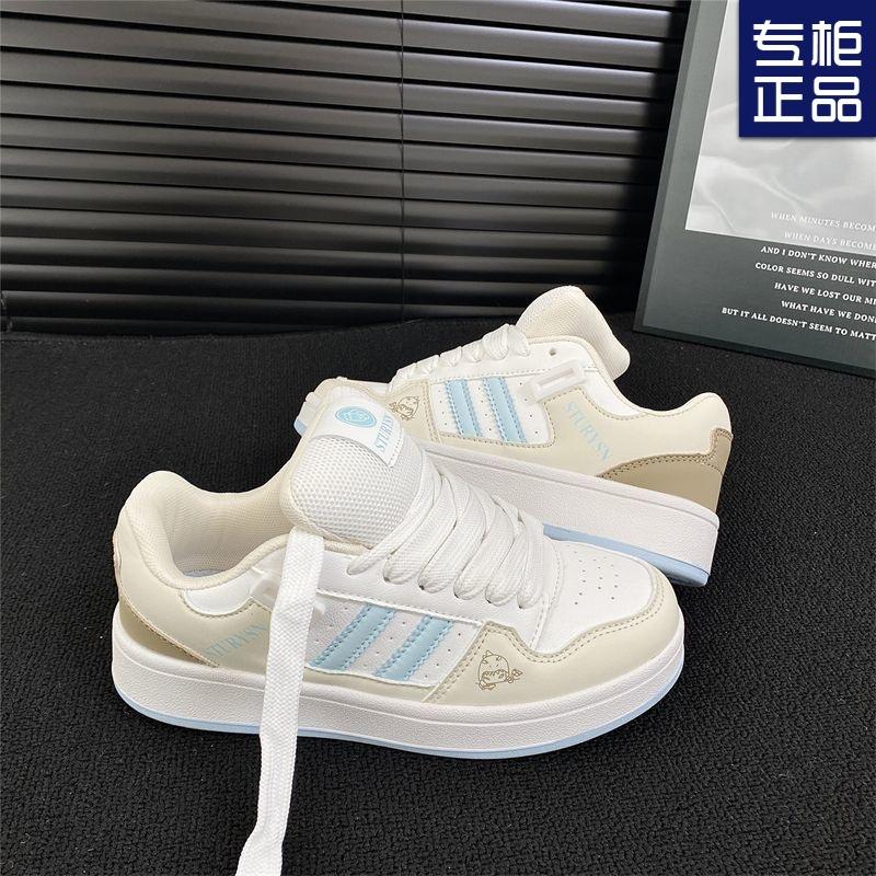 Нишевый дизайн милые туфли-хлебушки женские 2025 новые студенческие повседневные оригинальные модные трендовые корейская версия универсальные белые туфли