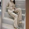 2023 Осень/Зима Европейский трикотажный свитер с высоким воротом и широкие брюки Модный женский костюм из двух частей