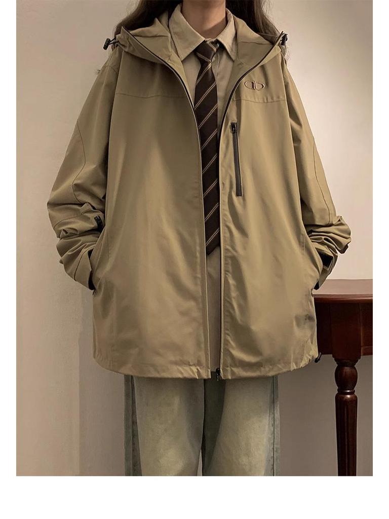 Женская весенняя куртка для альпинизма в американском винтажном стиле 2025 года - Модное повседневное пальто для активного отдыха