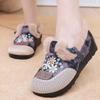 2025 Winter New Old Beijing Cloth Shoes Women's New Chinese Thickened Warm Mother Shoes Soft Sole Velvet Embroidered Cotton Shoes