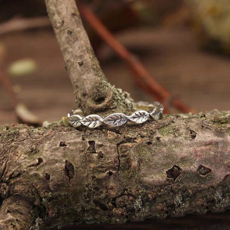 Винтажное кольцо ручной работы с резным узором в виде листьев для женщин, антикварное серебро, богемные аксессуары, обручальное кольцо, подарок на годовщину