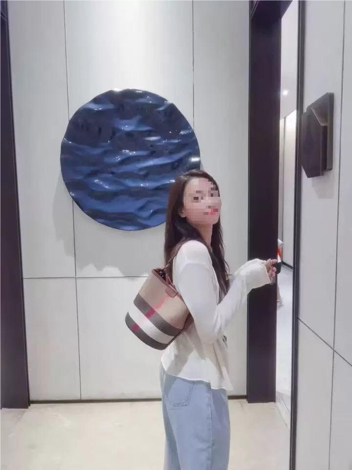 Универсальная женская клетчатая мини-сумка-ведро из холста для мамы и ребенка - 2025 Сумка на плечо и через плечо.