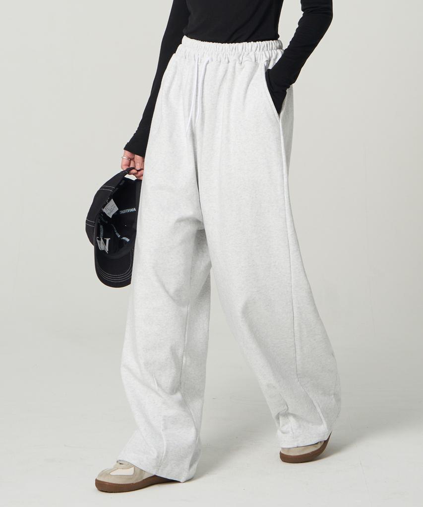 ROCKED GARAGE [Unisex] Training Pintuck Wide Sweatpants [White Melange]
