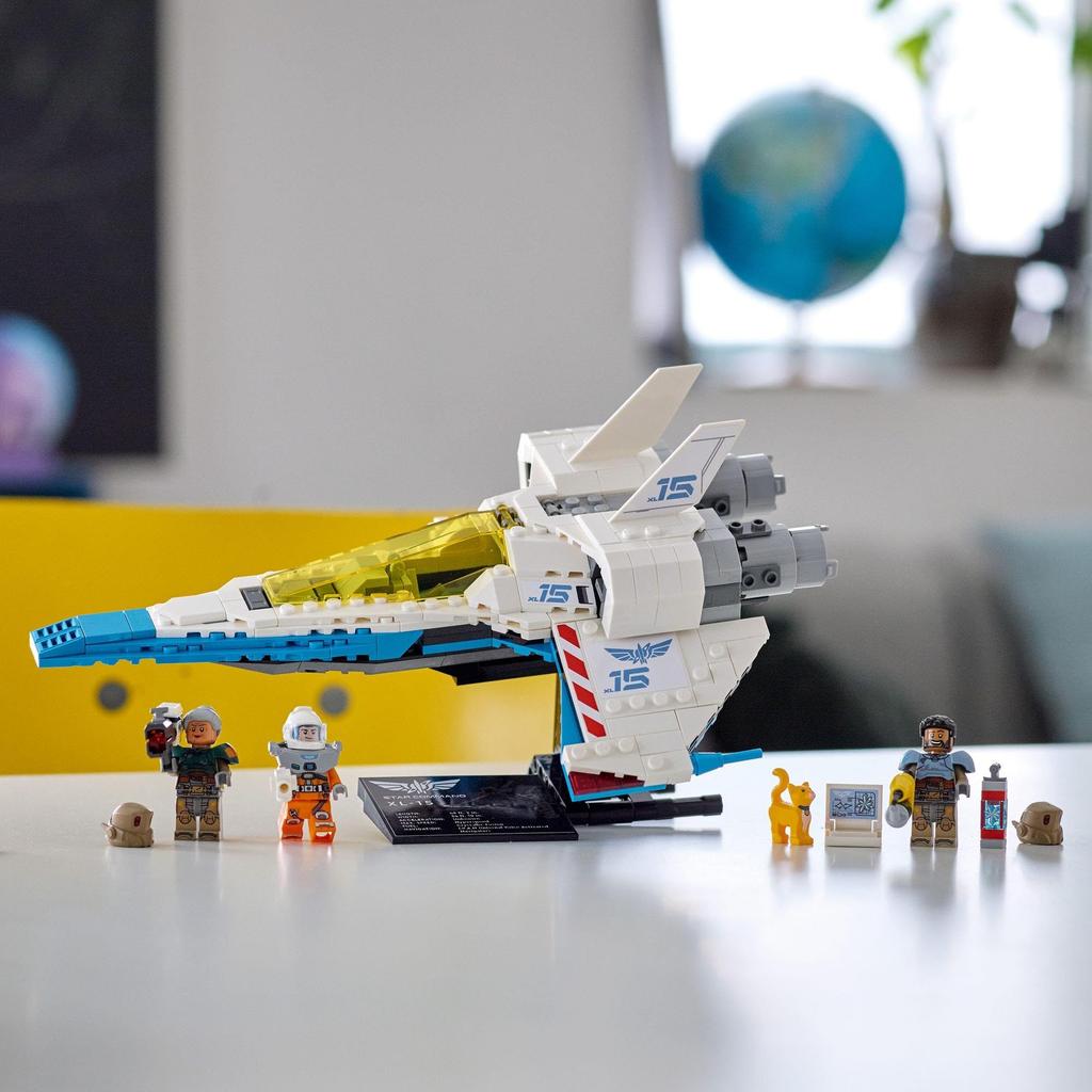 LEGO Disney & Pixar Базз Лайтер XL Пятнадцать Корабль 76832 Игрушечные блоки Подарок для мальчиков и девочек от 8 лет и старше